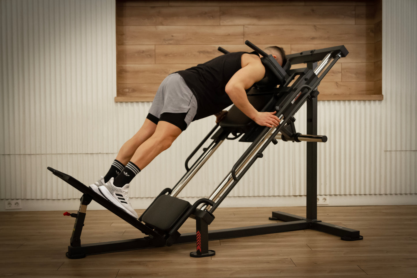 Hack Squat / 45° Leg Press G530 – Dual-Function Lower-Body Station